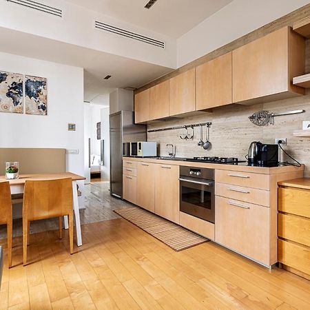 One Bedroom Apartment In Brera Milan Exterior photo